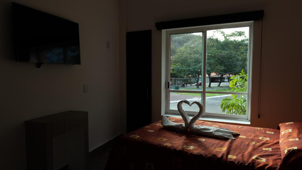 Hotel Galeria Del Angel Santa Cruz Huatulco Exterior photo